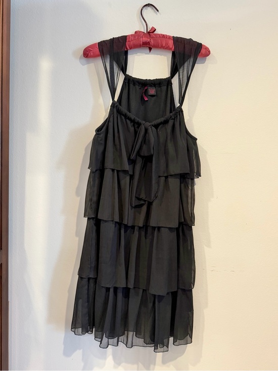 Dresses & Skirts - Black Tiered Chiffon Sleeveless Dress